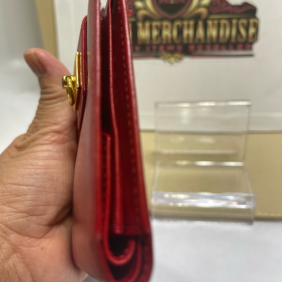 Celine Bifold Compact Wallet in Red Leather.Pre Loved. - Picture 13 of 13
